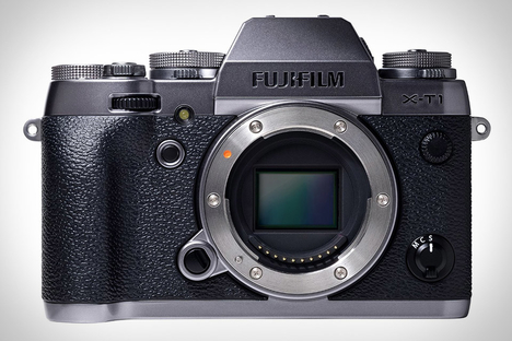 Fujifilm X-T1 Graphite Silver Edition Camera Fujifilm X-T1 Graphite Silver Edition Camera