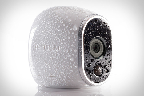 Arlo Smart Security Camera Arlo Smart Security Camera