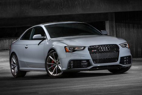 2015 Audi RS 5 Coupe Sport 2015 Audi RS 5 Coupe Sport