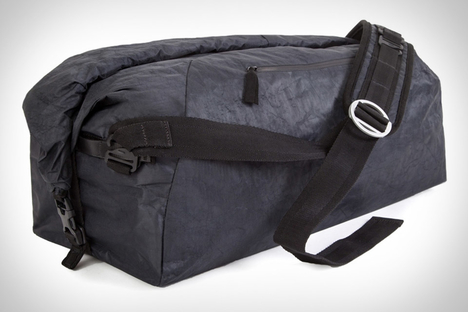 Outlier Ultrahigh Duffle Outlier Ultrahigh Duffle