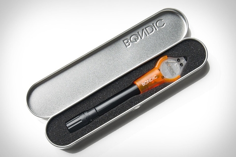 Bondic Liquid Plastic Welder Bondic Liquid Plastic Welder