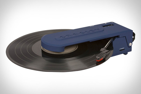 Crosley Revolution Turntable Crosley Revolution Turntable