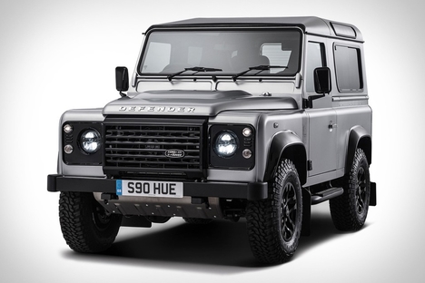 Land Rover Defender 2,000,000 Land Rover Defender 2,000,000