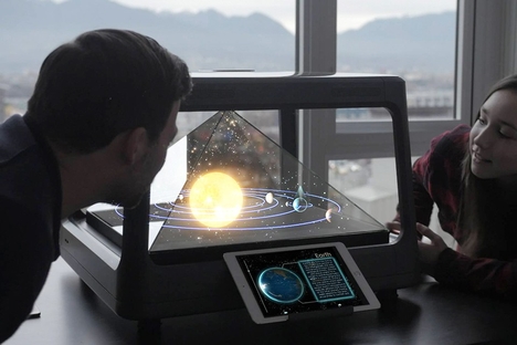 Holus Tabletop Holographic Display Holus Tabletop Holographic Display