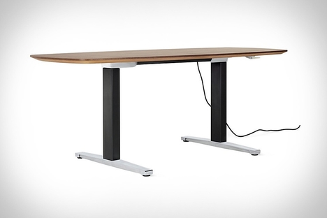 Renew Sit-To-Stand Desk Renew Sit-To-Stand Desk