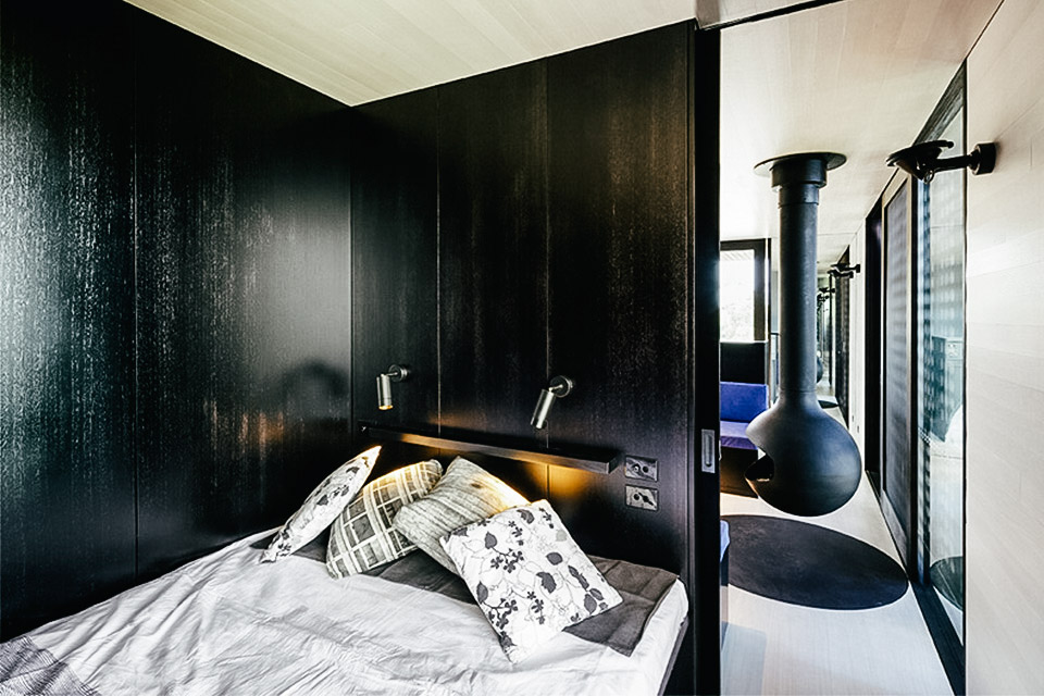 Moonlight Cabin | Uncrate