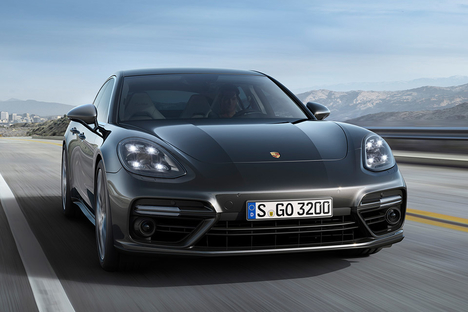 2017 Porsche Panamera 2017 Porsche Panamera