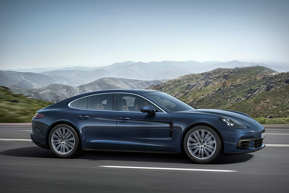 2017 Porsche Panamera