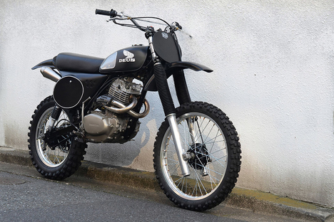 Deus Ex Machina Malachi Crunch Dirt Bike Deus Ex Machina Malachi Crunch Dirt Bike