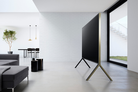 Sony 100-Inch XD9 4K TV Sony 100-Inch XD9 4K TV