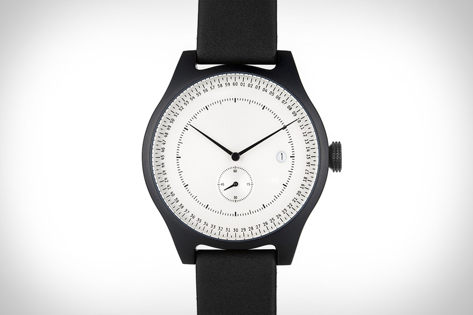 Shinola Rambler 600 Watch | Uncrate