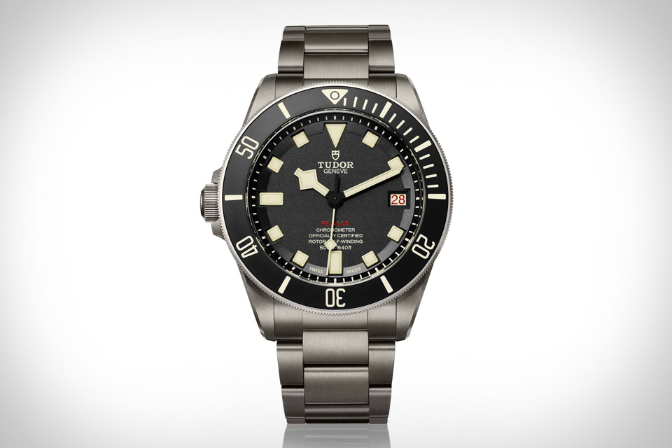 Shinola Runwell All Black Watch | Uncrate