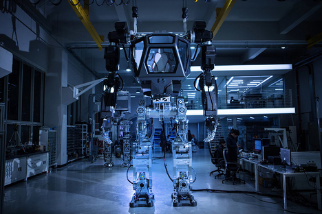 Hankook Mirae Method-2 Robot Suit Hankook Mirae Method-2 Robot Suit
