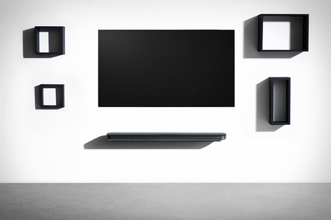 LG Signature OLED TV W LG Signature OLED TV W