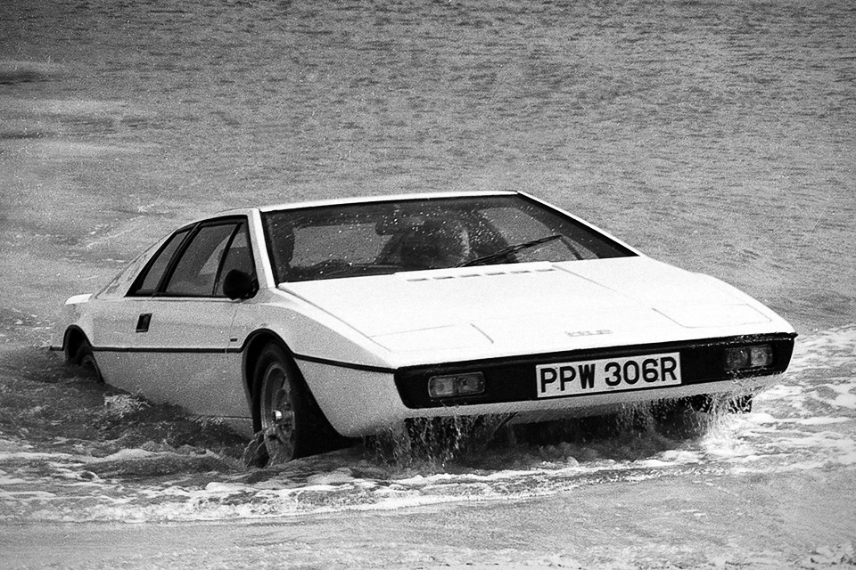 Lotus Evora Sport 410 James Bond Tribute