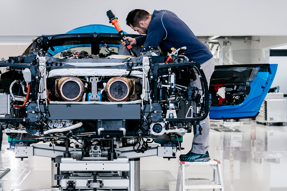 Process: Bugatti Chiron