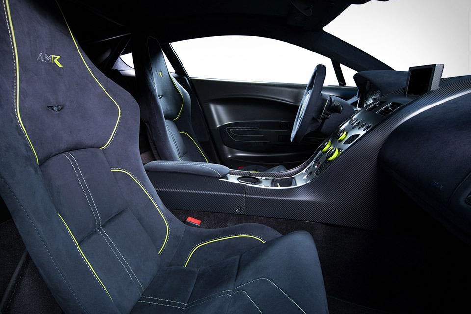 Aston Martin Vantage AMR Pro