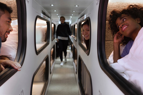 Cabin Moving Hotel Cabin Moving Hotel