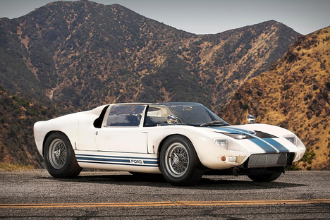1965 Ford GT40 Roadster