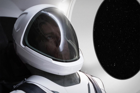 スペースX スペーススーツ