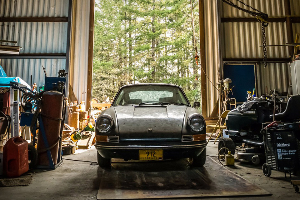 バーンファインド 1969年型ポルシェ912 | Uncrate