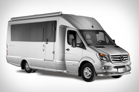 Airstream Atlas Touring Coach Airstream Atlas Touring Coach