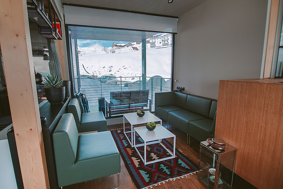 Quadrum Ski & Yoga Resort Uncrate