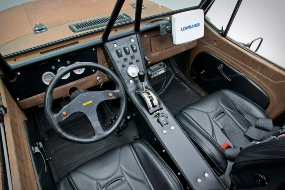 Rusted Terra Crawler SUV