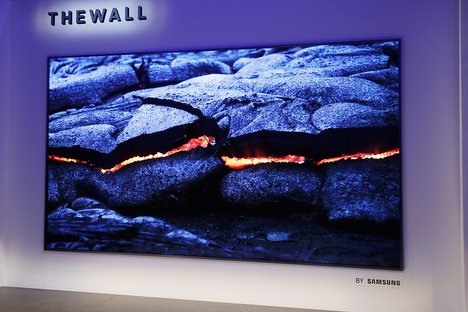 サムスン ウォール マイクロLEDテレビ