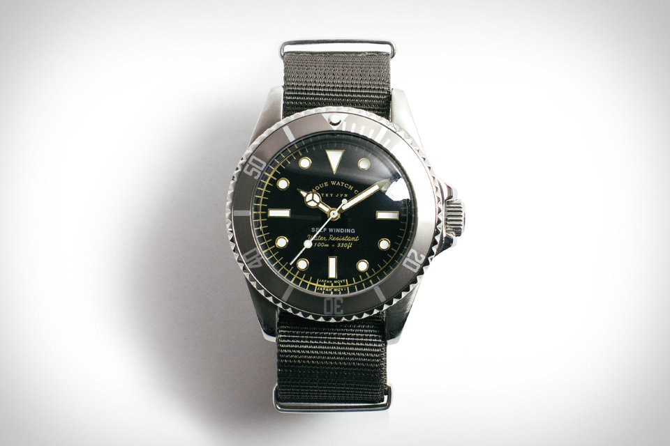 Vague Grey Fade Submariner Watch | Uncrate