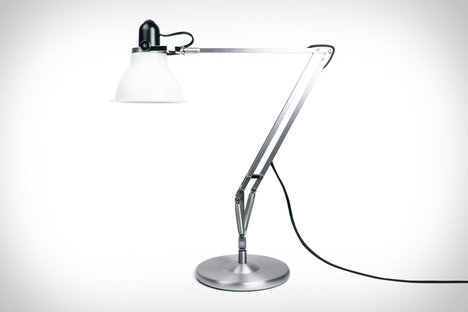 Anglepoise 1228 Desk Lamp Anglepoise 1228 Desk Lamp