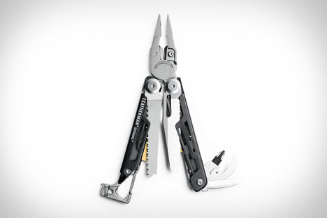 Leatherman Signal Multi-Tool