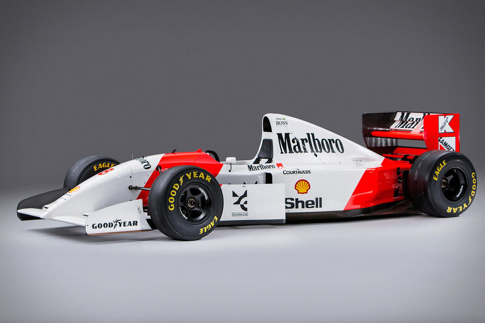 アイルトン・セナの1993年型マクラーレン・コスワース F1車 | Uncrate