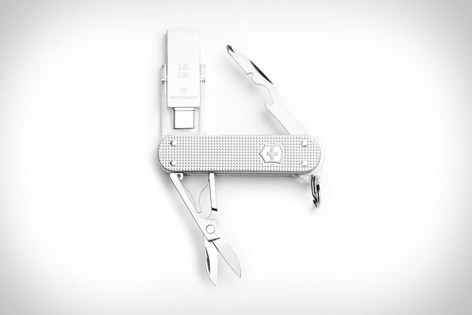 Victorinox Jetsetter@work Alox Multi Tool Knife - www.