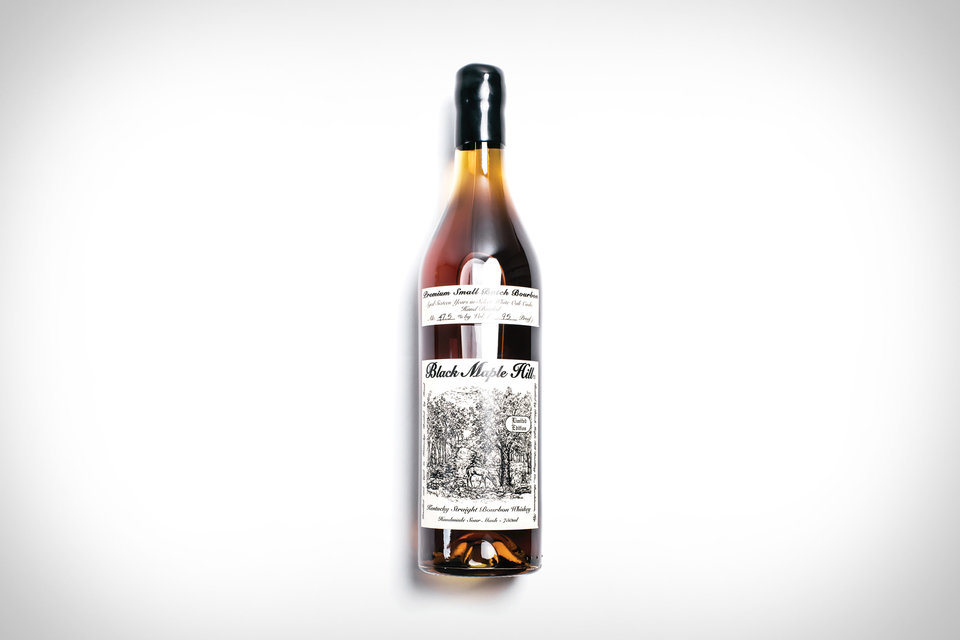 Black Maple Hill Small Batch Bourbon Uncrate   Black Maple Hill Bourbon Thumb 960xauto 85560 