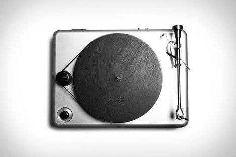 Shinola Runwell Turntable Shinola Runwell Turntable