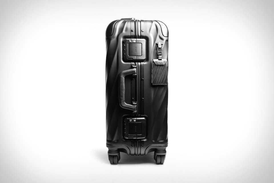Tumi 19 Degree International CarryOn Suitcase Uncrate