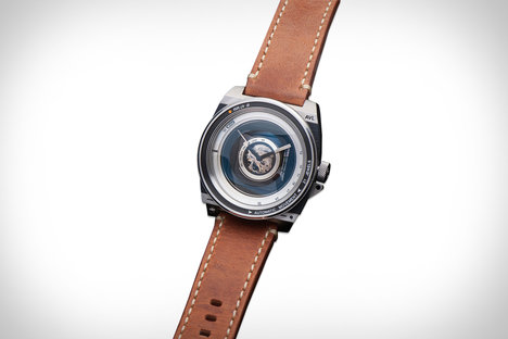 Tacs Automatic Vintage Lens II Watch