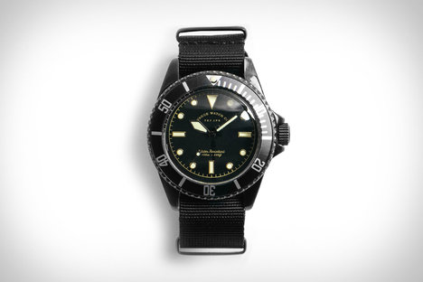 Vague Black Submariner Watch Vague Black Submariner Watch