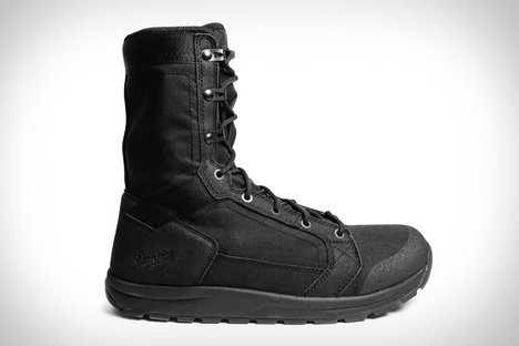 ダナー タキオンブーツ