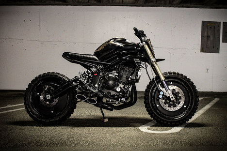 Motorcicleta Droog Moto 12 