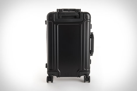 ゼロハリバートン ジオ・アルミニウム キャリーオン