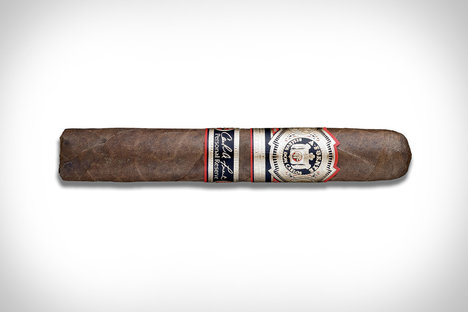 Arturo Fuente Don Carlos Personal Reserve Cigar Arturo Fuente Don Carlos Personal Reserve Cigar