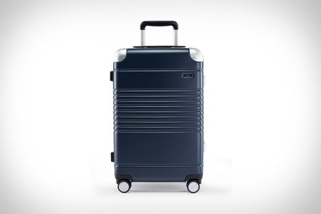 Arlo Skye Bigger Polycarbonate Suitcase Arlo Skye Bigger Polycarbonate Suitcase