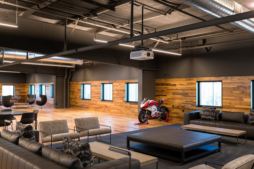 Otto Car Club Uncrate