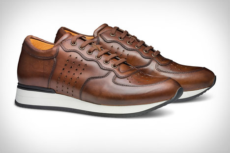 Código Moral Callum Sneaker