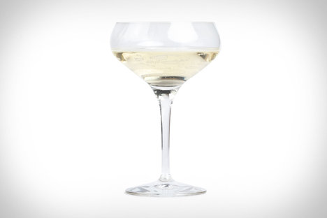 Orrefors Champagne Coupe Set Orrefors Champagne Coupe Set