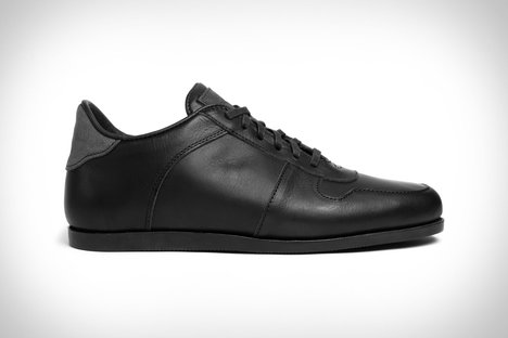 Standard Fair Sport Camp Sneaker Standard Fair Sport Camp Sneaker