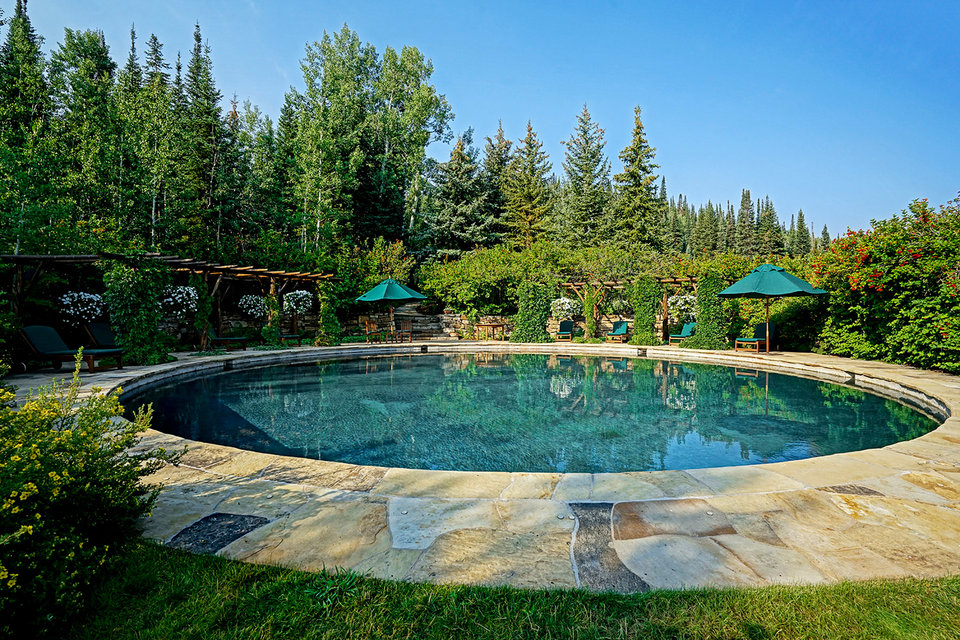 Westlands Ranch Uncrate