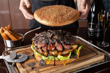 Oak Door Golden Giant Burger Oak Door Golden Giant Burger
